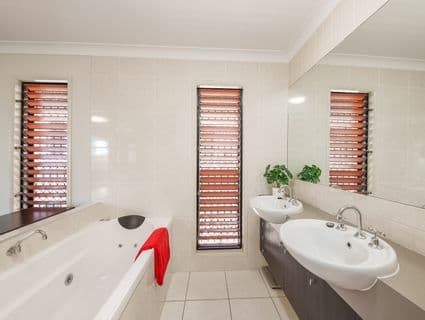 21 Shutehaven Circuit, Bushland Beach - Thumbnail 8