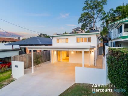 84 Dutton Street, Coolangatta - Thumbnail 3