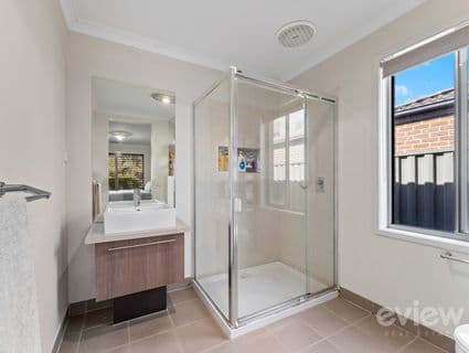 65 Weavers Street, Manor Lakes - Thumbnail 5
