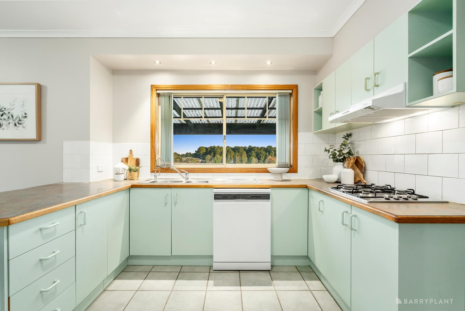 2 Andrew Crescent, Croydon South, VIC 3136, Croydon South - Thumbnail 3
