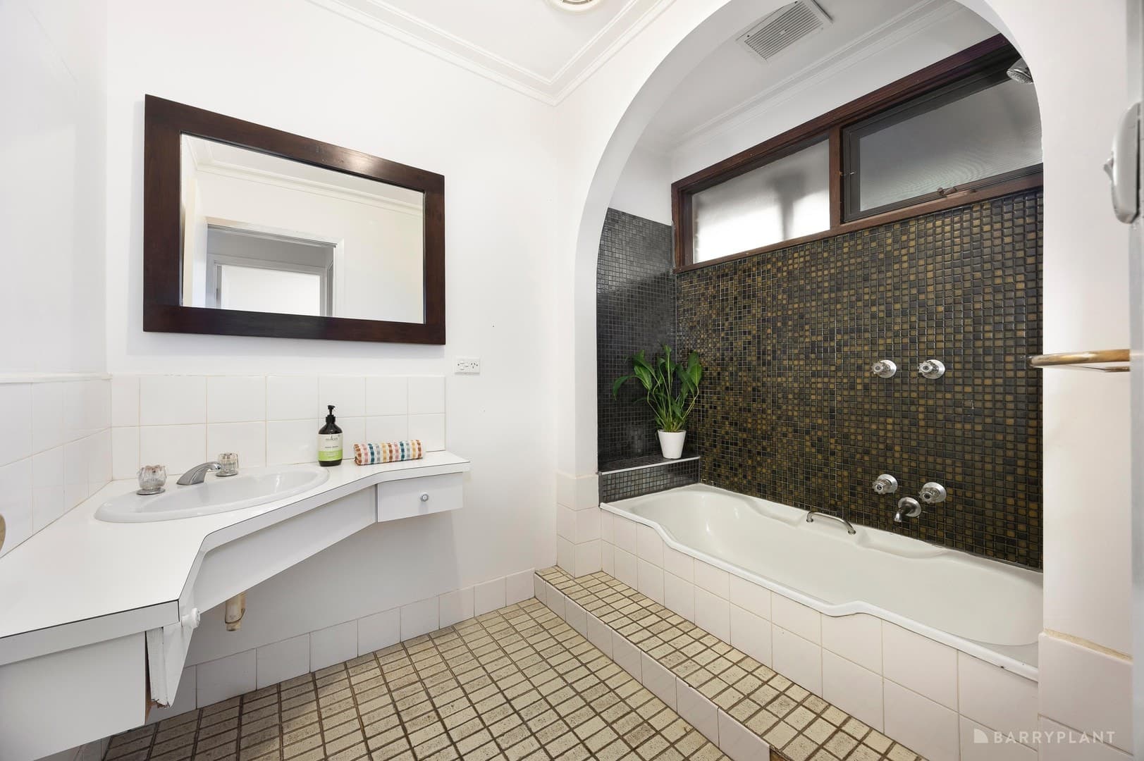 31 Lonsdale Street, Bulleen, VIC 3105, Bulleen - Thumbnail 8
