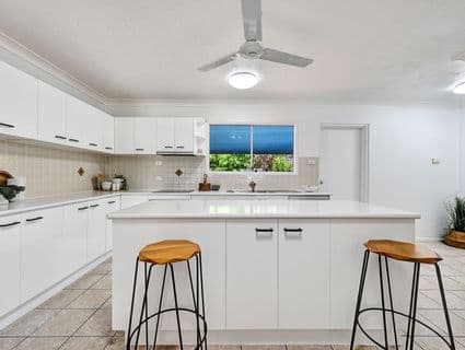 13 Scenic Drive, Mount Louisa - Thumbnail 5