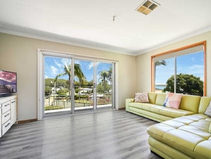 14 Central Avenue, Nords Wharf - Thumbnail 3
