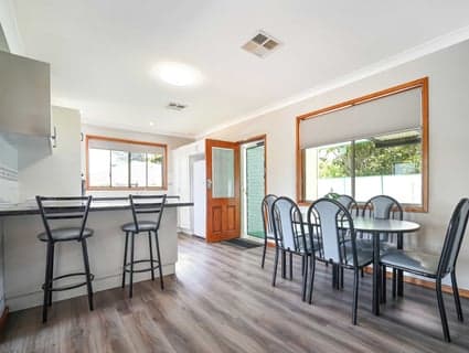 14 Central Avenue, Nords Wharf - Thumbnail 5