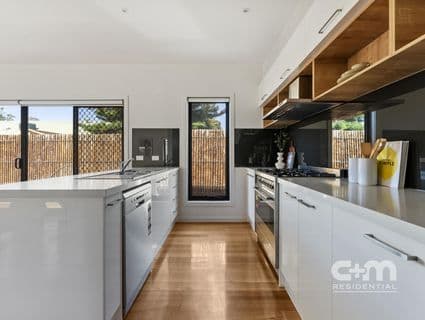 2/19 Main Street, Pascoe Vale - Thumbnail 5