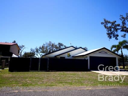 30 Owen Jenkins Drive, Sarina Beach - Thumbnail 6