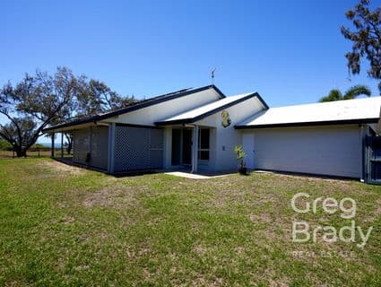 30 Owen Jenkins Drive, Sarina Beach - Thumbnail 7