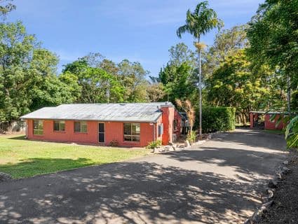164 Bowen Road, Glass House Mountains - Image 1
