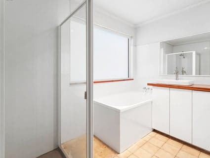 164 Bowen Road, Glass House Mountains - Thumbnail 4