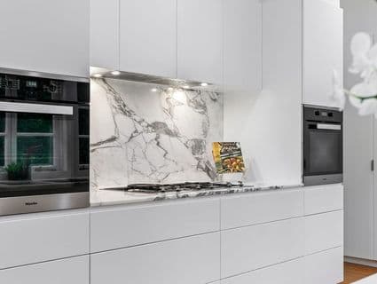 11 Curzon Street, Mount Lofty - Thumbnail 3