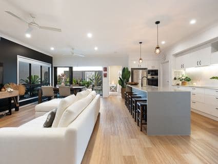116/25 Banya Avenue, Nirimba - Image 1