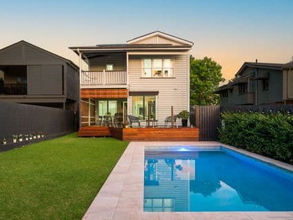56 Barron Street, Gordon Park - Thumbnail 2