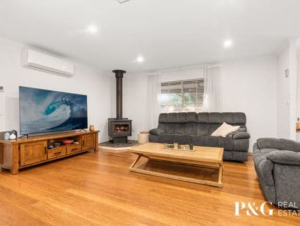 41-43 Bartok Court, Narre Warren South - Thumbnail 4