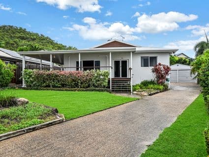 11 Saint Pauls Court, Mount Louisa - Image 1