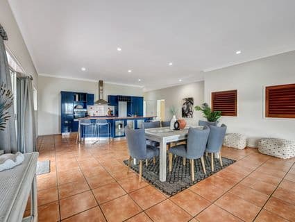 11 Saint Pauls Court, Mount Louisa - Thumbnail 8