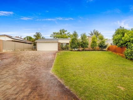 11 Willowcreek Mews, Woodvale - Image 1