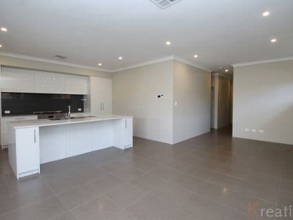 7 Macadamia Loop, Piara Waters - Thumbnail 5