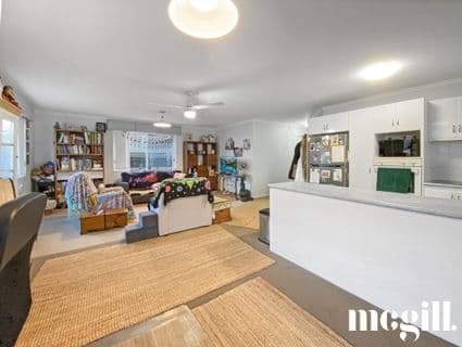 2/19 North Street, Caloundra - Thumbnail 2