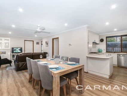 33 Parkside Crescent, Mornington - Image 1