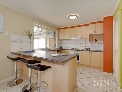 69 Sandover Drive, Roxburgh Park - Thumbnail 6