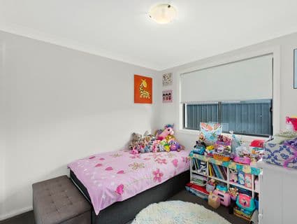 15 Loretto Way, Hamlyn Terrace - Thumbnail 6