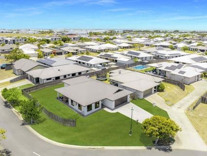 5 Kingslea Court, Ooralea - Thumbnail 2