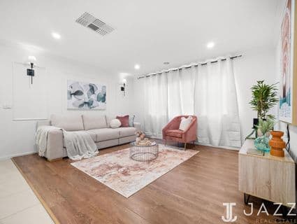 19 Hardwick Road, Point Cook - Thumbnail 2