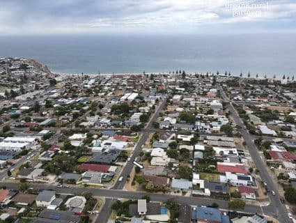 29 Penzance Avenue, Christies Beach - Image 1