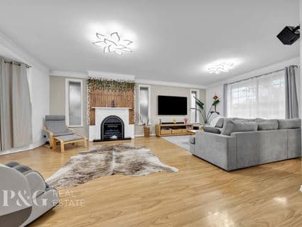 1 Hillrise Close, Narre Warren South - Image 1