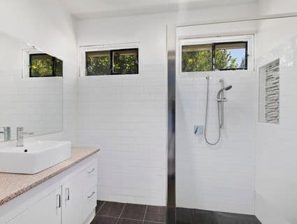 76 Minnamurra Road, Gorokan - Thumbnail 4