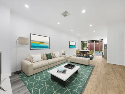 7 Flowerdale Crescent, Roxburgh Park - Thumbnail 2