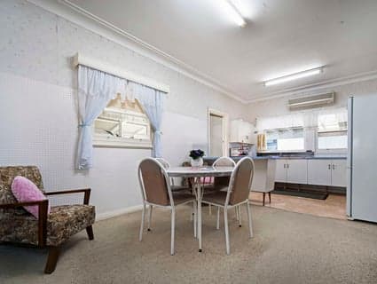 114 Lakeview Parade, Blacksmiths - Thumbnail 6