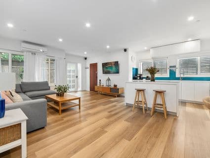 1/32 Pine Hill Drive, Frankston - Image 1