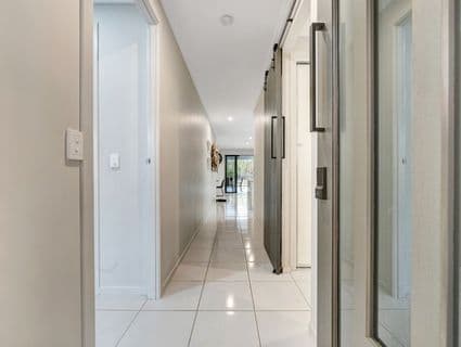 39 Blue Mountain Drive, Bluewater Park - Thumbnail 5
