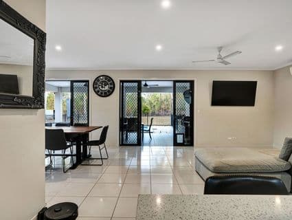 39 Blue Mountain Drive, Bluewater Park - Thumbnail 6