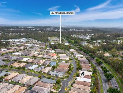 40 Valentine Circuit, Augustine Heights - Thumbnail 3