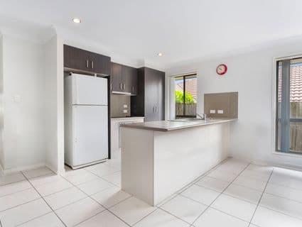 40 Valentine Circuit, Augustine Heights - Thumbnail 6