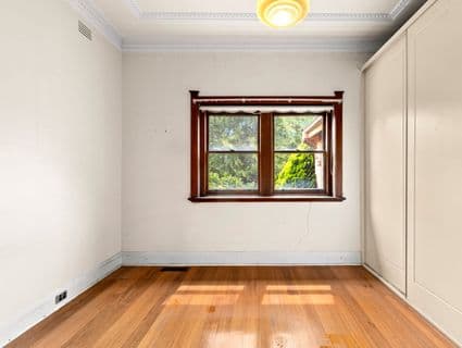 404, Kew East - Thumbnail 4