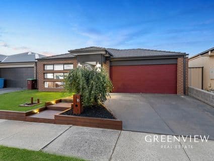 16 Firebird Street, Cranbourne East - Thumbnail 2