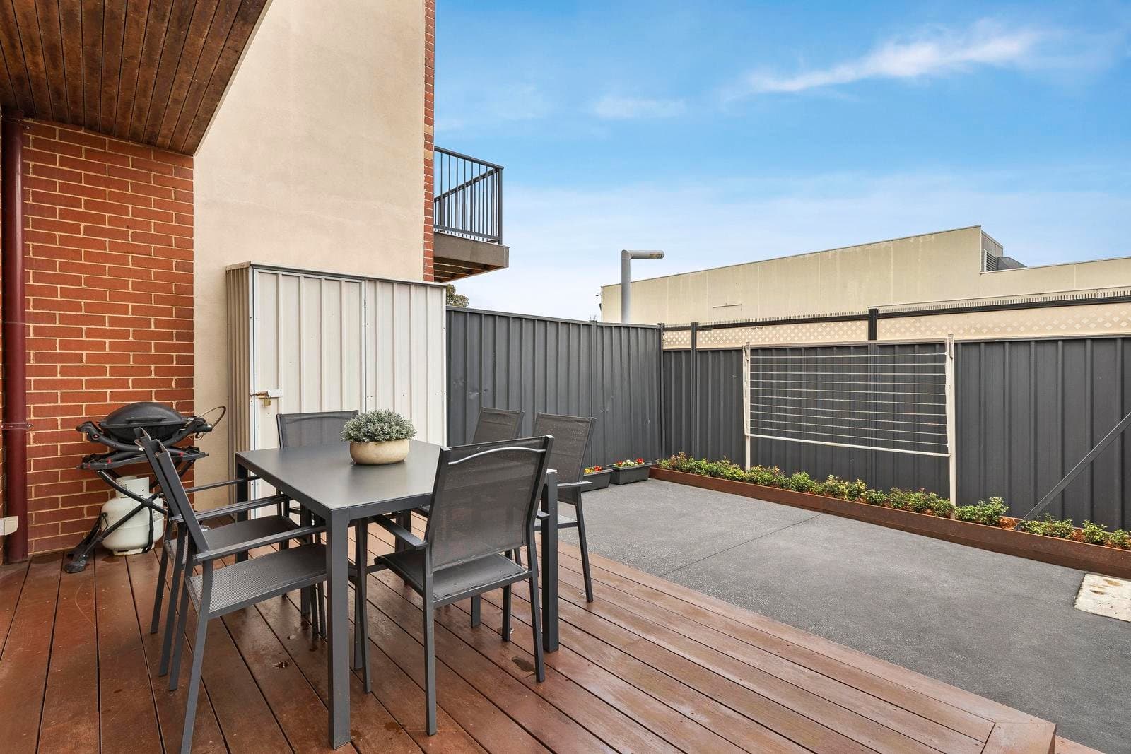 1 Arena Close, Flemington VIC 3031, Flemington - Thumbnail 4
