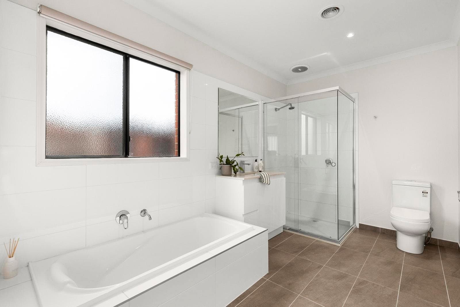 1 Arena Close, Flemington VIC 3031, Flemington - Thumbnail 6