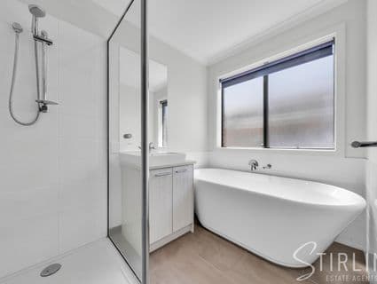 13 Alexandro Grove, Hastings - Thumbnail 7