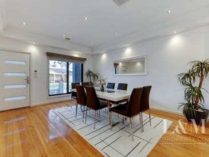 16 Wattlebird Street, Roxburgh Park - Thumbnail 5