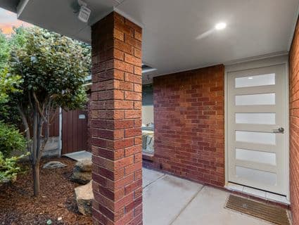 6 Chisholm Place, Lloyd - Thumbnail 2