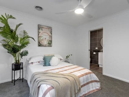 6 Chisholm Place, Lloyd - Thumbnail 5