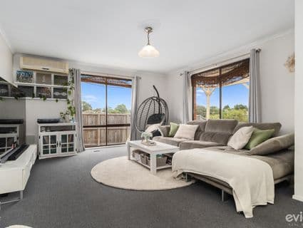 21 Bundy Court, Frankston North - Thumbnail 2