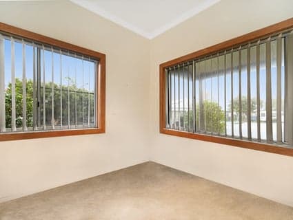 25 Marks Street, Belmont - Thumbnail 8
