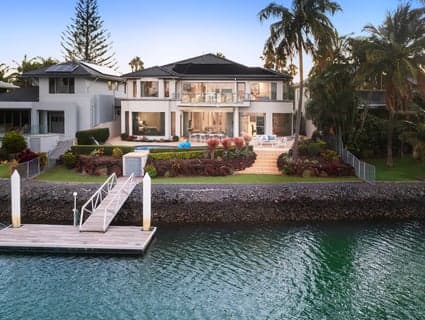 9/6 Mariners Drive, Tweed Heads - Image 1