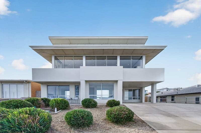 148 Surfers Parade, Middleton - Thumbnail 2