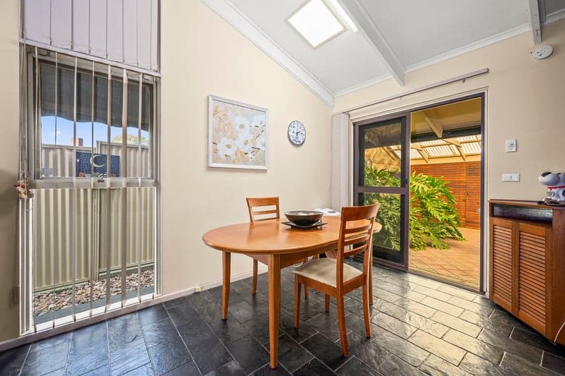 30 Conington Crescent, Morphett Vale - Thumbnail 5